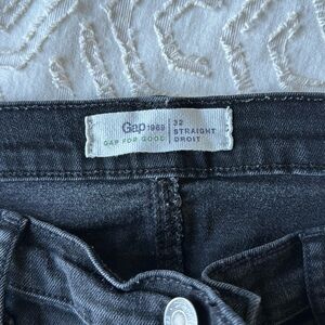 Black GAP jeans. Mid rise straight cut